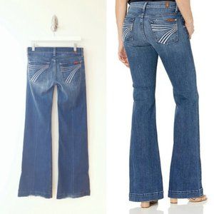 7 for All Mankind | DOJO Tailorless Jeans with White Stitching in Blue
